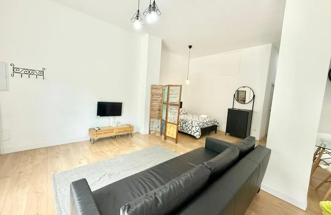Aluche Aparment B-1