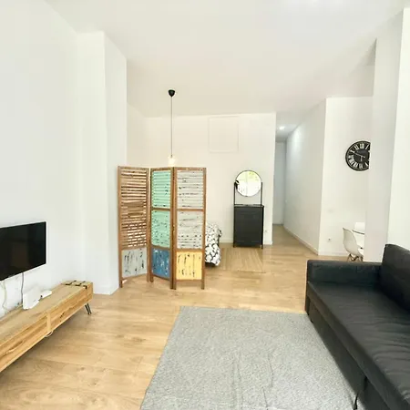 Aluche Aparment B-2